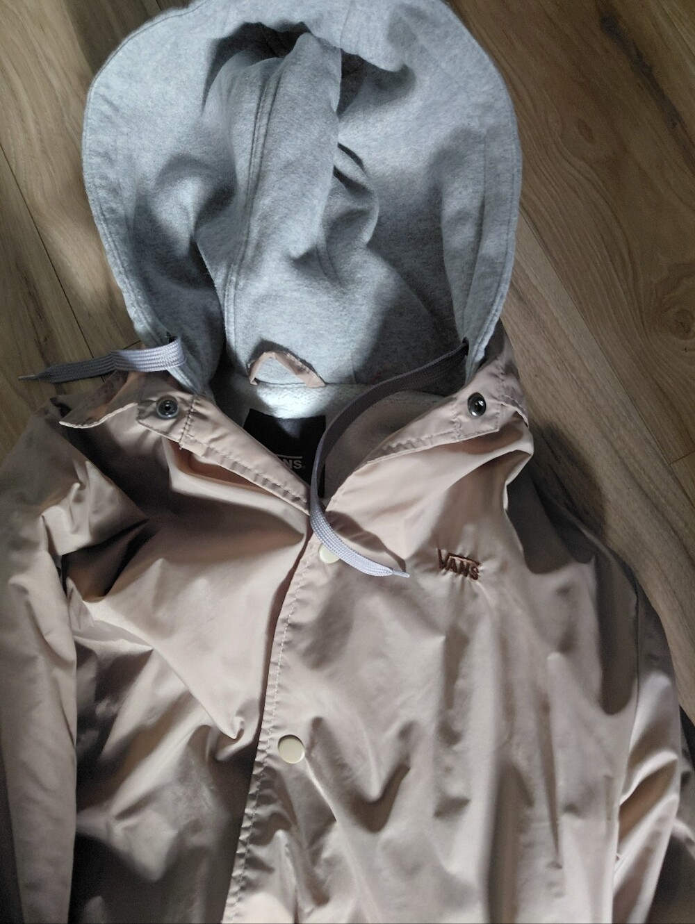 Vans Men’s Hooded Raincoat in Beige with Gray Hood